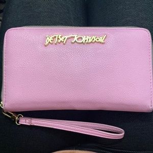 Color- Pink    Brand- Betsy Johnson